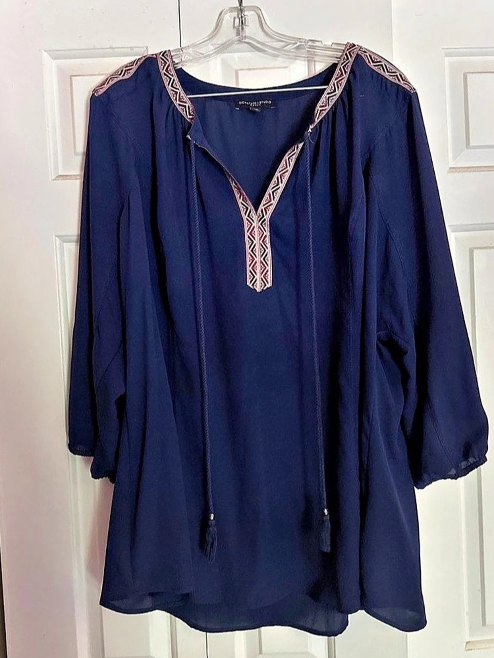 Signature Studio Woman Embroidered Tunic in Blue Size 3X Like New